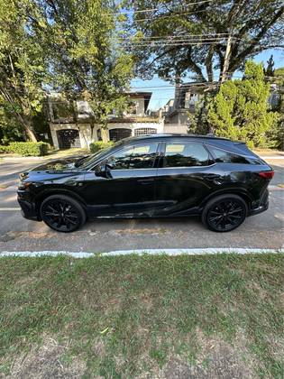 LEXUS RX 500h 2.4 TURBO DUAL VVT-I HYBRID F-SPORT AWD AUTOMÁTICO